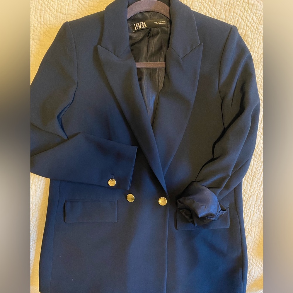 New without tags. Oversized Zara blazer